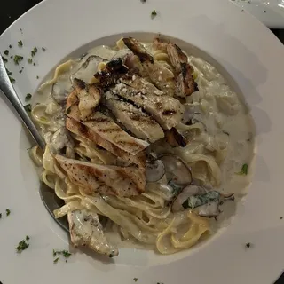 Tagliatelle W Mushrooms