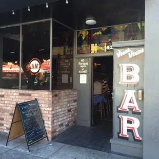 the entrance to the restaurant