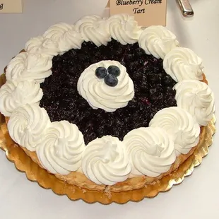 a blueberry tart pie