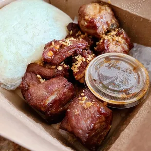 Fried spare ribs with sticky rice