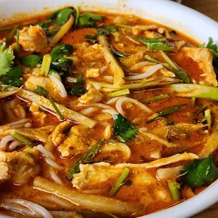 Khao Poun (after I stirred in the garnish)