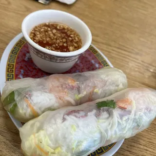 2 Spring Rolls