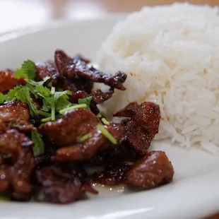 Garlic pork plate