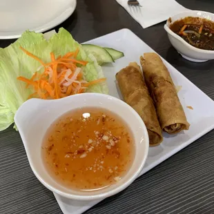 Egg Rolls (cha gio)