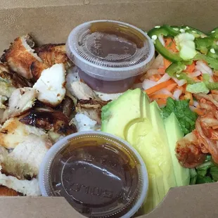 Chicken rice bowl to go