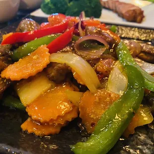 Lemongrass beef sauté with peppers and onions