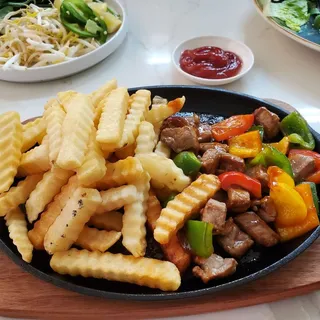 Chubby Shaken Beef Rice Plate