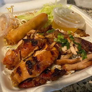 Bun ga nuong - vermicelli with grilled chicken