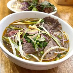 Bun bo hue