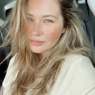 Victoria C.
