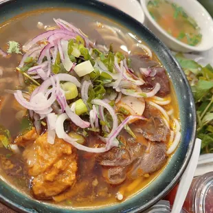 bún bò huế