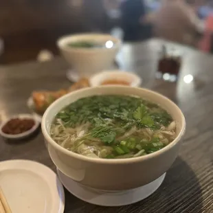 13. Pho Chen Sach