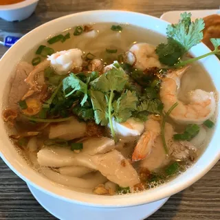 22. Banh Canh Tom Thit