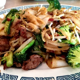 Beef chow fun