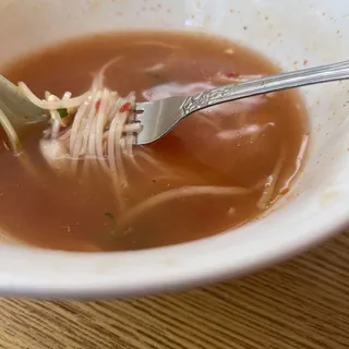 G1. Rice Noodle Chicken Soup