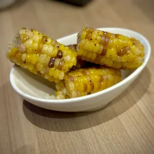 Salt &amp; pepper glutinous corn