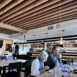 sushi and sashimi, interior