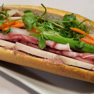 a sub sandwich on a plate