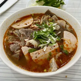 P9. Bun Bo Hue