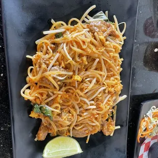 Beef pad Thai