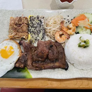 Con tam dac biet. Combo broken rice platter. It's ok. Rice was very mushy