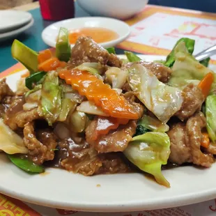 Beef with mixed vegetables