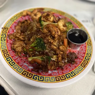 Combination K11- stir fried noodles with vegetables and combination meat!