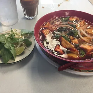 VJ1. Bún Bò Huế Chay (Veggie Spicy Hue Style Vermicelli)