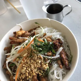 J6. Bun Tom Thit Nuong