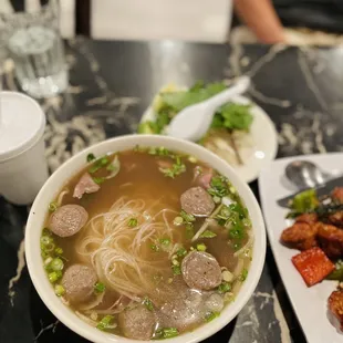 Meat ball &amp; steak pho