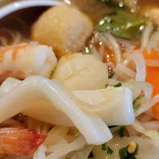 P13 Seafood Pho