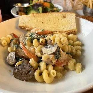 Shrimp &amp; Salmon Pasta