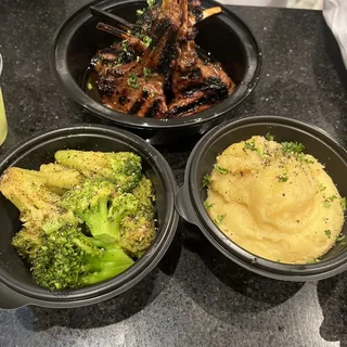 8 LAMB CHOPS