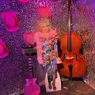 Dolly Parton pop up bar