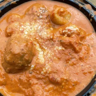 Gnocchi rose with meatballs