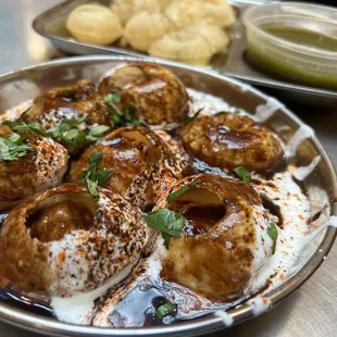 Dahi Batata Puri