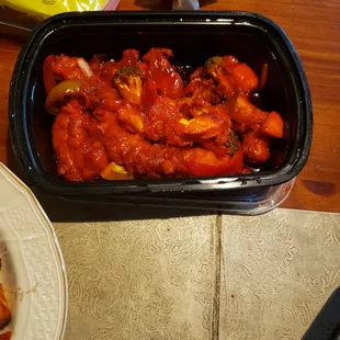 a meal of chicken and vegetables