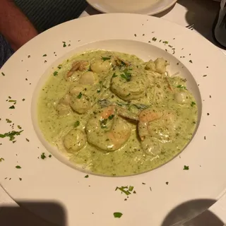 Shrimp and Scallop Pesto