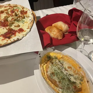 Chicken Parmigiana Specialty Pizza