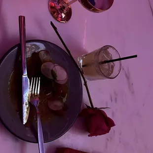 Bland tuna tartare, margarita...