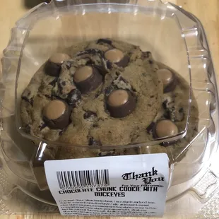 Chocolate chunk cookies with buckeyes