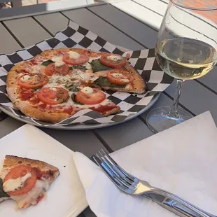 Margarita pizza on the patio