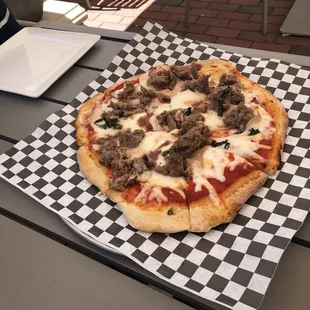Sausage pizza