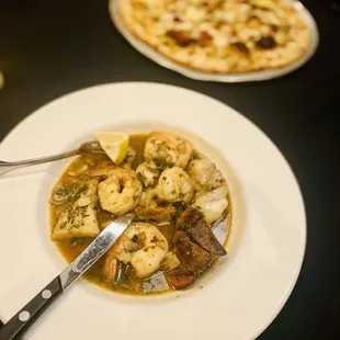 Seafood Platter and Pizza