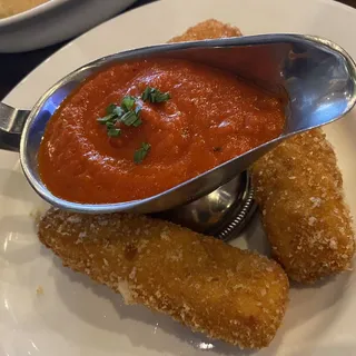 Fried Mozzarella Cheese