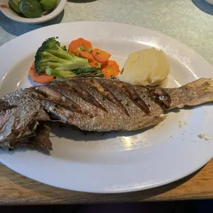 Fried red snapper, mashed potatoes and steamed veggies (vs a side of rice)