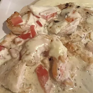 Pollo Jerez with shrimp and chicken had great flavor, it comes with beans, rice, and tortillas.  Pollo Jerez