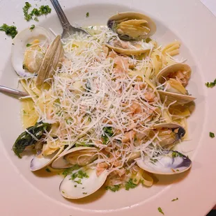 Linguini A La Vongole