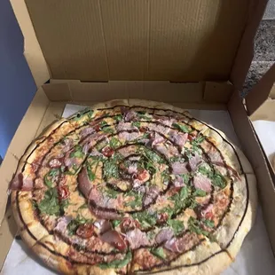 Prosciutto pizza