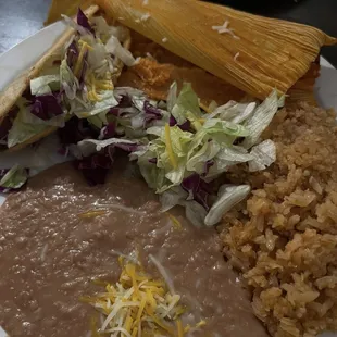 ##17 Beef Tamale &amp; Beef Taco